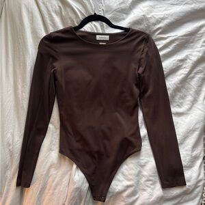 ARITZIA Brown Long Sleeve Bodysuit